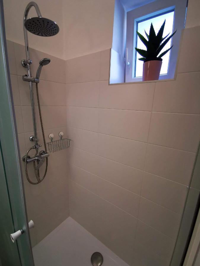 Gold 2 Apartman Шопрон Екстериор снимка
